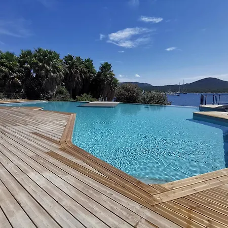 Le Loria - T3 Vue Avec Piscine *