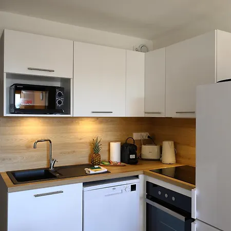 Apartment Le Loria - T3 Vue Avec Piscine *